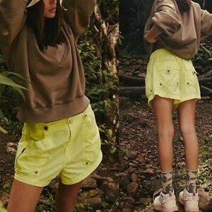 FREE PEOPLE New Heights Shorts in Sour Citrus Size Medium NWT